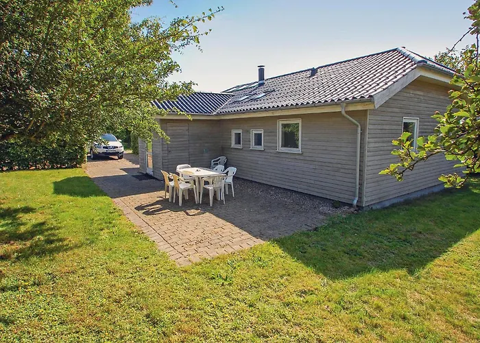 Haderslev With Fireplace 11