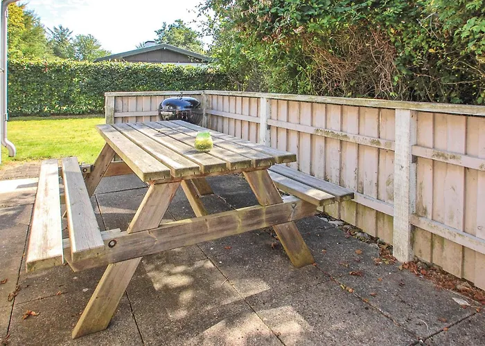 Haderslev With Fireplace 11